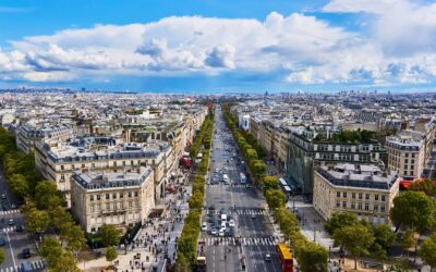 Derrière les coulisses du Conseil de Paris : Décryptage d’une démocratie mouvementée