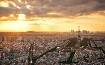 Le Labyrinthe des Alliances Secrètes: Paris, la ville aux mille complots?