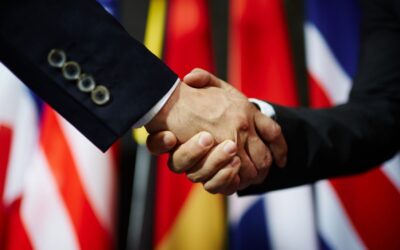 Les coulisses des alliances improbables : Comment des partis opposés s’unissent pour gouverner